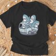 サメがたくさんトラックに 長袖tシャツ Tシャツ 高齢者への贈り物