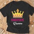 マラソン クイーン ランナー ランニング マラソン 好き 面白い Tシャツ 高齢者への贈り物