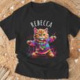 レベッカ 踊る子猫デザイン 女の子 名前 レベッカ Tシャツ 高齢者への贈り物