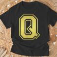 大文字 Q プリントされた明るいスタイルのデザイン。 Tシャツ 高齢者への贈り物