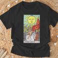 太陽のタロットカード Tシャツ 高齢者への贈り物