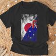 日本とオーストラリアの国旗 日本オーストラリア。 Tシャツ 高齢者への贈り物