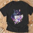 花と猫、水彩画のような表情 Tシャツ 高齢者への贈り物