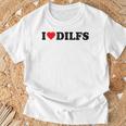 I Love Dilfs · I Love Hot Dads · Dilf Hunter Camiseta unisex Regalos para ancianos