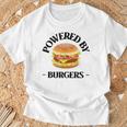 Powered By Burgers ファーストフード愛好家 面白いビーフバーガー Tシャツ 高齢者への贈り物