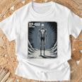 Scp-4666 ケター級ホラー伝承cp財団 Tシャツ 高齢者への贈り物