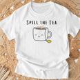 お茶をこぼす 友情 お茶好きの人 かわいい かわいい 湯呑み パーティー Tシャツ 高齢者への贈り物