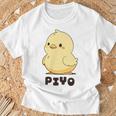 ひよこ 雛 鶏 鳥 Piyo ピヨ チキン 動物 ネタ おもしろ 面白い お笑い かわいい ワンポイント デザイン Tシャツ 高齢者への贈り物