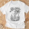 アロハ レトロ ハワイ ヤシの木 ルアウ ダンサー シルエット トロピカル Tシャツ 高齢者への贈り物