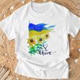 ウクライナ国旗 ひまわりの愛 ウクライナの強い服 Tシャツ 高齢者への贈り物