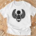 スカラベ カブトムシ 古代エジプトのシンボル Tシャツ 高齢者への贈り物
