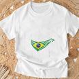 ビンテージ ブラジルの旗 面白い ブラジル 猫 サングラス Tシャツ 高齢者への贈り物