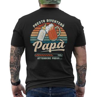 Presto Papà Gravidanza Annuncio Per Il Papà In Attesa T-shirt da uomo con stampa posteriore - Novitaregali
