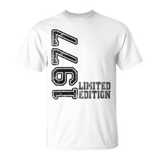 限定版 1977年誕生日 1977年生まれ 生年 Tシャツ - Kawaiitshirt